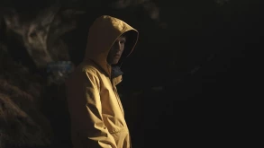 DARK Season 2: Σκηνικά Αποκάλυψης στις πρώτες φωτογραφίες!
