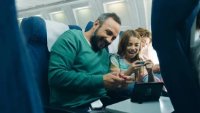 Τα νέα καλοκαιρινά διαφημιστικά των Switch και 2DS XL