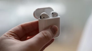 Έρχονται τα AirPods 2 με noise-cancelling δυνατότητα;