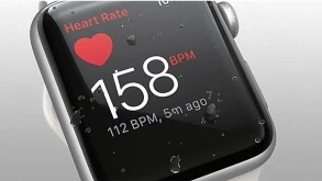 Το Apple Watch σώζει τη ζωή 24χρονου ειδοποιώντας τον για αυξημένους καρδιακούς παλμούς