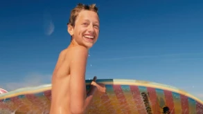 Age of Summer: Στο νέο trailer θα χορτάσετε ήλιο, ξεγνοιασιά και θάλασσα!