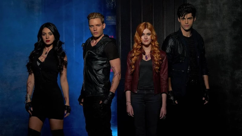 Spoilers για το φινάλε του Shadowhunters πουλήθηκαν κατά λάθος σε δημοπρασία