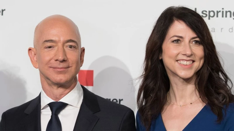 Ο Jeff Bezos ξεκινάει τις φιλανθρωπίες με $2 δισεκατομμύρια