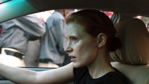 H πρώτη φωτογραφία του ‘Eve’ αποκαλύπτει την Jessica Chastain με άγριες διαθέσεις