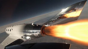 Το SpaceShipTwo της Virgin Galactic φτάνει για πρώτη φορά στο διάστημα
