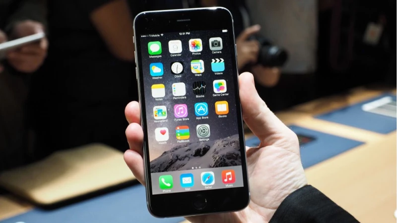 Κυρίαρχο το iPhone 6 Plus