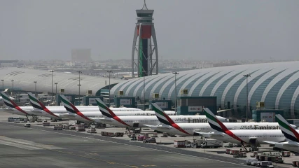Drones καθηλώνουν τα αεροπλάνα στο αεροδρόμιο του Ντουμπάι