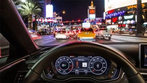 Η Audi θα σας βοηθήσει να αποφύγετε τα κόκκινα φανάρια