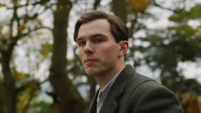 Tolkien trailer: Μύθος και πραγματικότητα γίνονται ένα στο μυαλό του Nicholas Hoult
