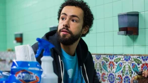 Ramy | Στο πρώτο trailer ο Ramy Youssef παντρεύει το χιούμορ με επίκαιρα ζητήματα
