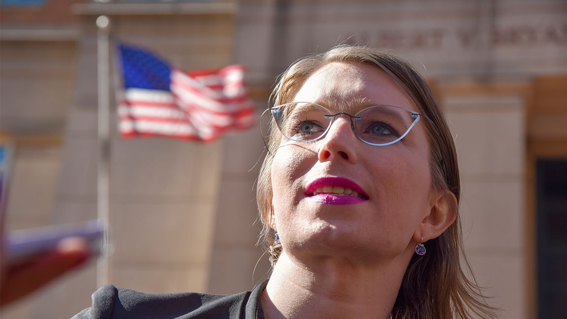 Η Chelsea Manning ξανά στη φυλακή