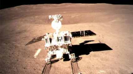 Το Chang'E-4 της Κίνας βρίσκει μυστηριώδη πετρώματα στη σκοτεινή πλευρά της Σελήνης