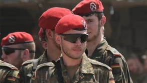 Το πρώτο κοινό στρατιωτικό δίκτυο εγκαινιάζουν Γερμανία και Ολλανδία
