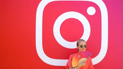 Νέο αυτοκόλλητο του Instagram σας επιτρέπει να καλείτε φίλους σε chat από τα Stories
