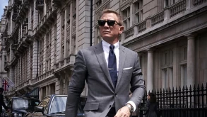 Bond 25: O Daniel Craig σε μια πρώτη φωτογραφία ως 007 [ΒΙΝΤΕΟ] 