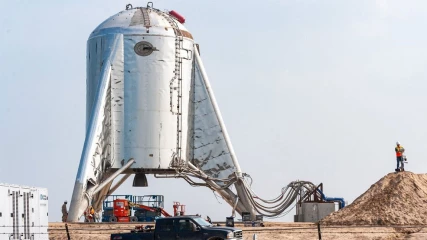 Επιτυχημένο το πρώτο άλμα του Starhopper της SpaceX