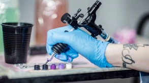 Tattoos αλλάζουν χρώμα βάσει των επιπέδων γλυκόζης στο αίμα