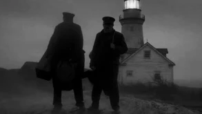 The Lighthouse trailer | Δύο άνδρες προσπαθούν να τιθασεύσουν τους φόβους τους μες στην ερημιά