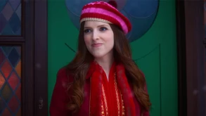 Noelle trailer | Η Anna Kendrick ετοιμάζεται να ανέβει σε έλκηθρο με ταράνδους και να μοιράσει δώρα