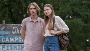 Στο νέο trailer του ‘Looking for Alaska’ νιότη και επιθυμίες έχουν τον πρώτο λόγο
