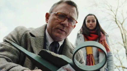 Στο ‘Knives Out’ ο Daniel Craig μπαίνει στον ρόλο ενός δαιμόνιου ντετέκτιβ (ΒΙΝΤΕΟ)