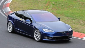 Ένα τροποποιημένο Tesla Model S διέλυσε το ρεκόρ της Porsche κατά 20 δευτερόλεπτα