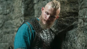 Heels: O Alexander Ludwig μαζί με τον Stephen Amell σε νέα σειρά