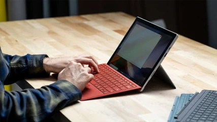 Surface Pro 7 | Επιτέλους με USB-C θύρα