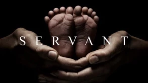 Στο ‘Servant’ κανείς δεν μπορεί να πει με σιγουριά τι είναι αλήθεια και τι όχι (ΒΙΝΤΕΟ)