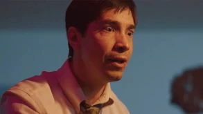 Στο ‘The Wave’ τα όρια μεταξύ αλήθειας και παραίσθησης θολώνουν επικίνδυνα (ΒΙΝΤΕΟ)
