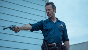 Στο ‘Disturbing the Peace’ ο Guy Pearce τα βάζει με μία σπείρα κακοποιών (ΒΙΝΤΕΟ)
