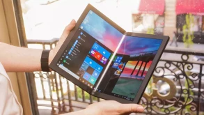 Το Lenovo ThinkPad X1 Fold είναι το πρώτο αναδιπλούμενο PC στον κόσμο