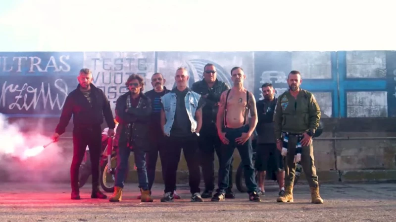 Το Ultras είναι η νέα ταινία του Netflix με πρωταγωνιστές φανατικούς οπαδούς του ποδοσφαίρου (ΒΙΝΤΕΟ)