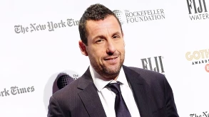 Ο Adam Sandler υπέγραψε με το Netflix για τέσσερις νέες ταινίες