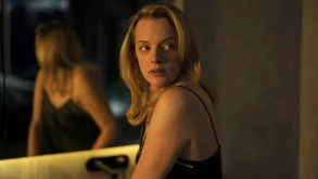 Στο ‘The Invisible Man’ η Elisabeth Moss έχει έναν αδυσώπητο αόρατο διώκτη (ΒΙΝΤΕΟ)  