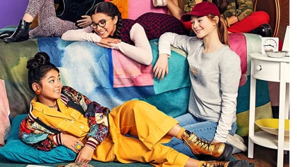 Η φρέσκια νεανική σειρά ‘The Baby-Sitters Club’ του Netflix αποκαλύπτεται! (ΑΦΙΣΑ)