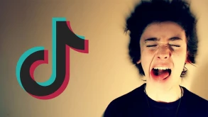 Το TikTok δεν προωθούσε posts από...άσχημους ή φτωχούς