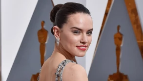 Η Daisy Ridley φλερτάρει με την ιδέα να παίξει στο θρίλερ ‘The Ice Beneath Her’