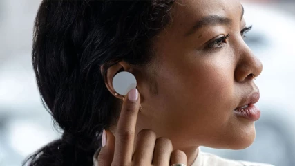 Τα Surface Earbuds επιτέλους διαθέσιμα στην αγορά