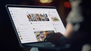Το ανασχεδιασμένο Facebook με το dark mode γίνεται διαθέσιμο για όλους