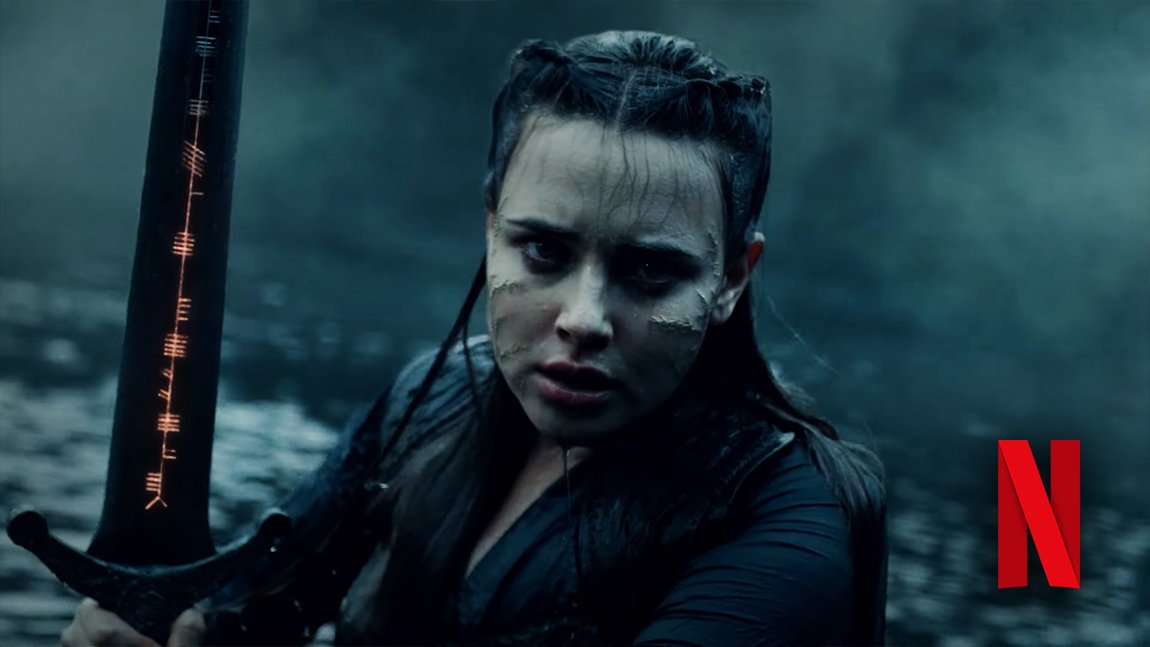 H Katherine Langford του "13 Γιατί" σηκώνει το Excalibur στη νέα σειρά του Netflix (ΒΙΝΤΕΟ)