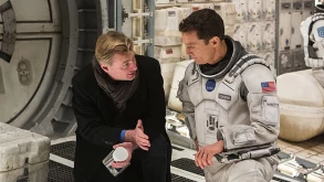 O Christopher Nolan δεν επιτρέπει καρέκλες στο πλατό του και έχει τους λόγους του