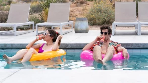 Palm Springs Review - Ο Andy Samberg στη δική του "Μέρα της Μαρμότας"