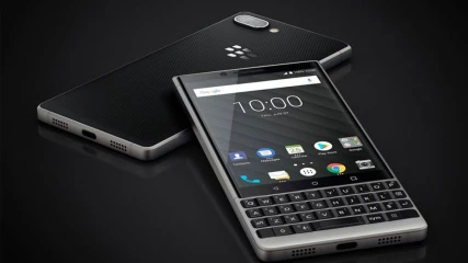 Η BlackBerry θα επιστρέψει το 2021