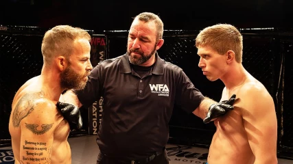 Πατέρας και γιος συγκρούονται στην MMA αρένα του “Embattled” (ΒΙΝΤΕΟ)