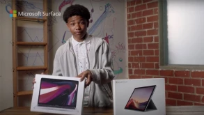 Η νέα διαφήμιση της Microsoft χτυπά την Apple εκεί που πονά (ΒΙΝΤΕΟ)