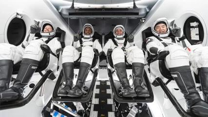 SpaceX: Μία θέση στην πρώτη πτήση πολιτών στο διάστημα κοστίζει μόλις $10