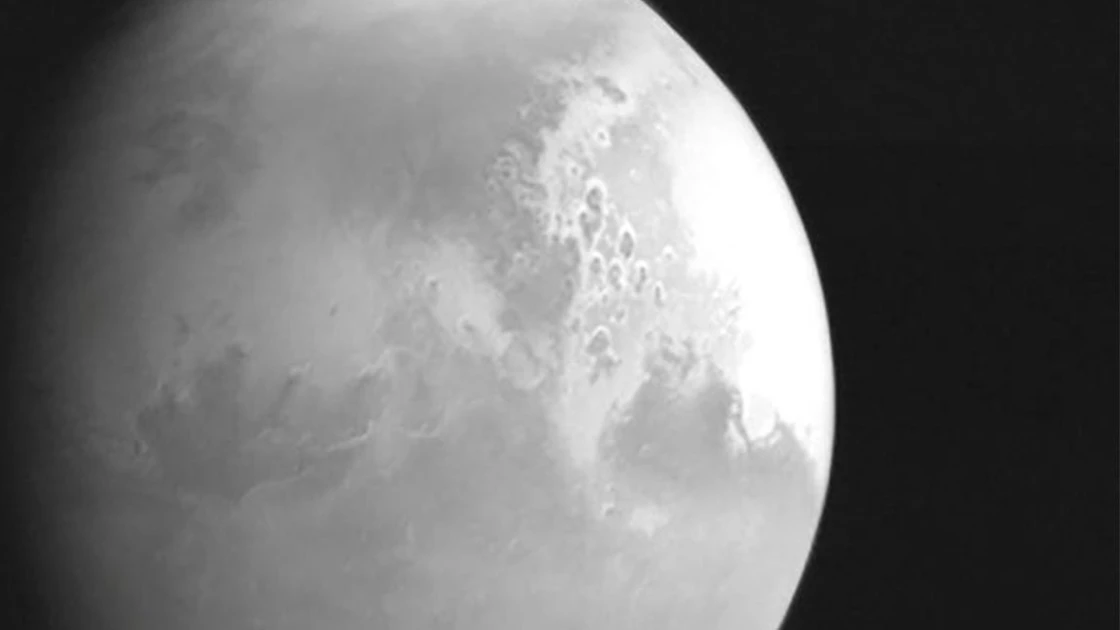 Το κινεζικό Tianwen-1 έστειλε την πρώτη του φωτογραφία του Άρη