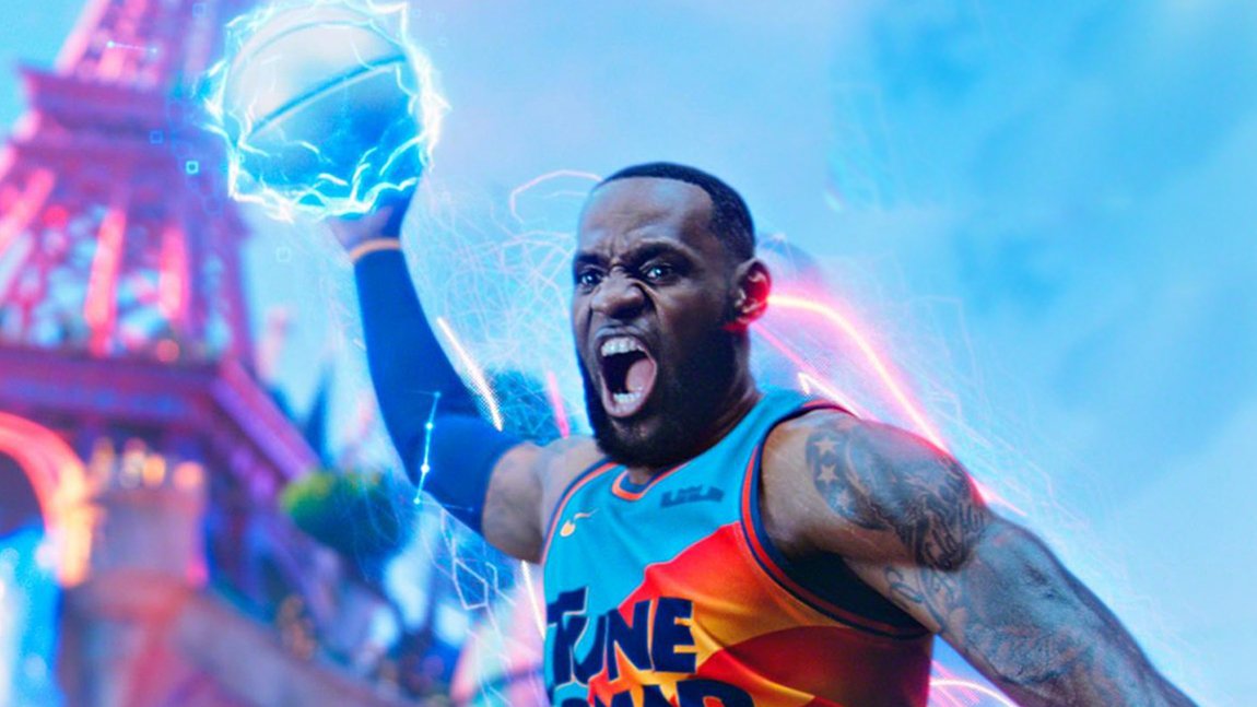 Space Jam 2: Ο LeBron James με αέρα πρωταθλητή καρφώνει... διαστημικά στα νέα στιγμιότυπα!