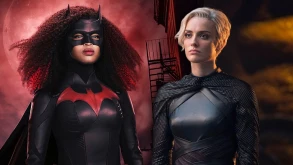 Γνωρίστε τη νέα...νέα Batwoman - Η Wallis Day αναλαμβάνει τον ρόλο της Kate Kane (ΦΩΤΟ)